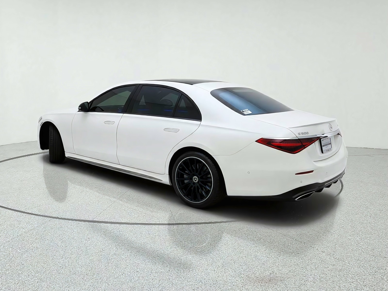 Used 2023 MANUFAKTUR Diamond White Mercedes-Benz S 500 image 12