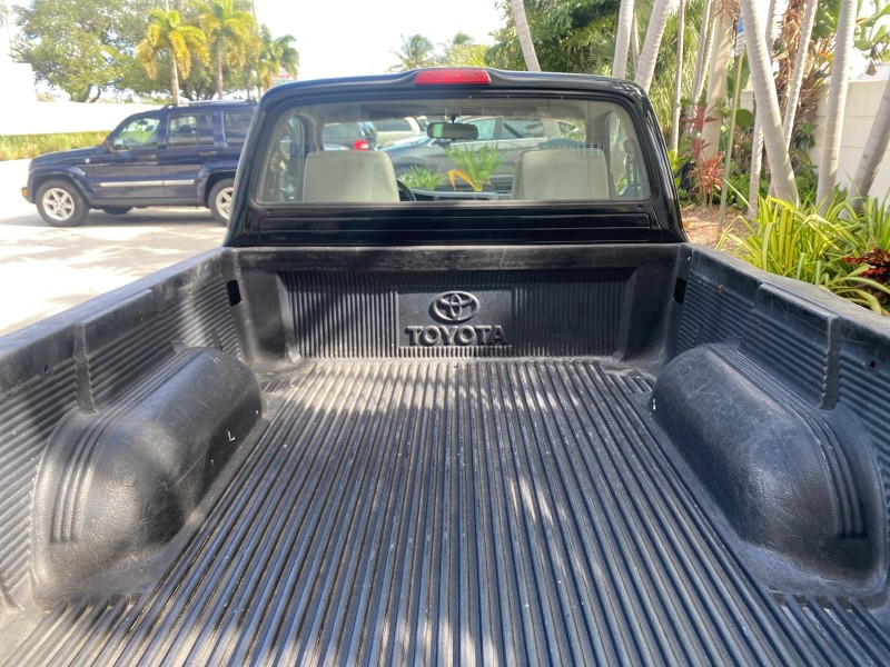 2002 Toyota Tacoma 1 OWNER AUTO AC 4 CYL in , 