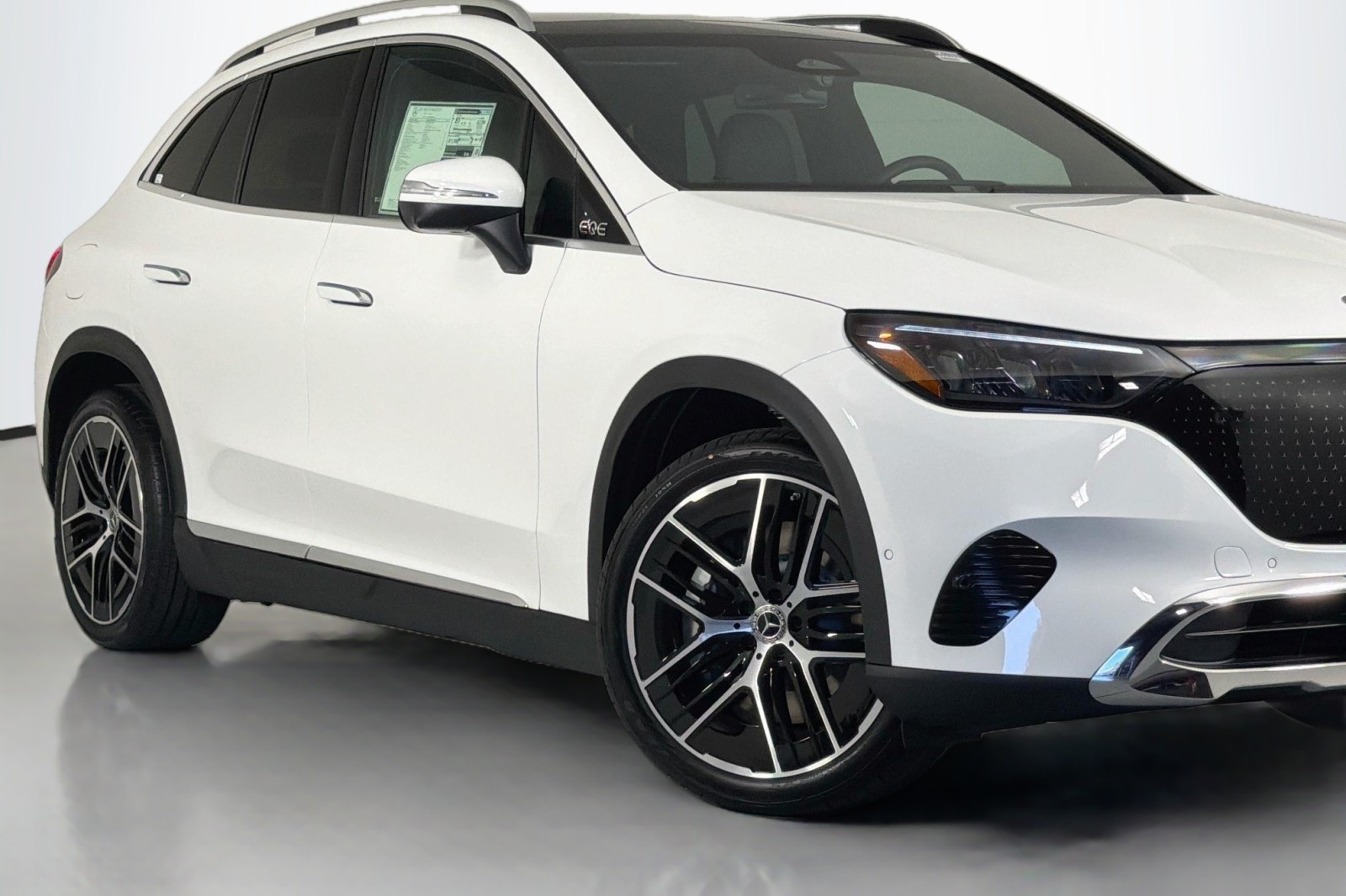New 2027 Polar White Mercedes-Benz EQE 320 4MATIC® SUV image 12