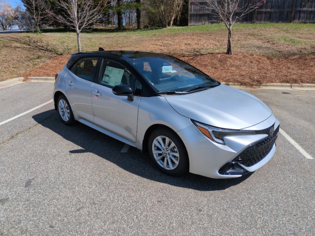 2026 Toyota Corolla Hatchback SE FWD
