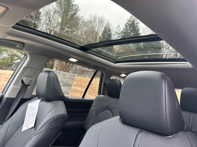 ToyotaGrand Highlander28