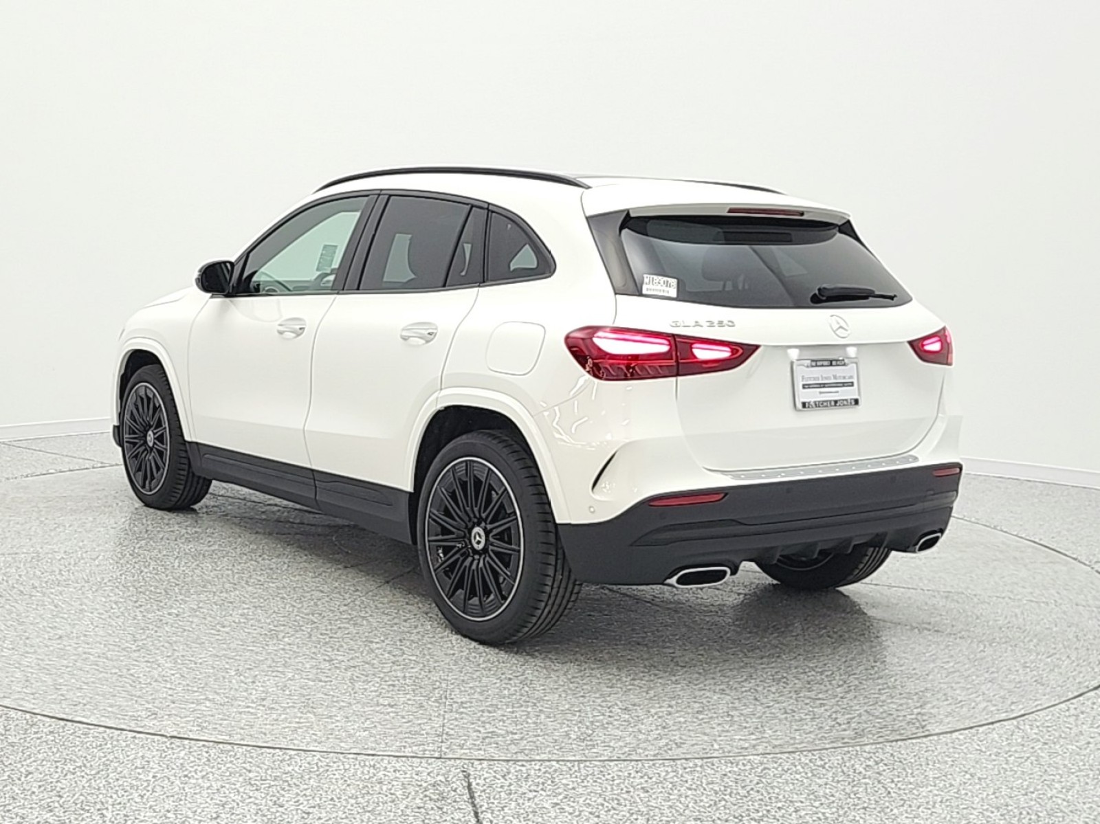 New 2026 Polar White Mercedes-Benz GLA 250 image 7