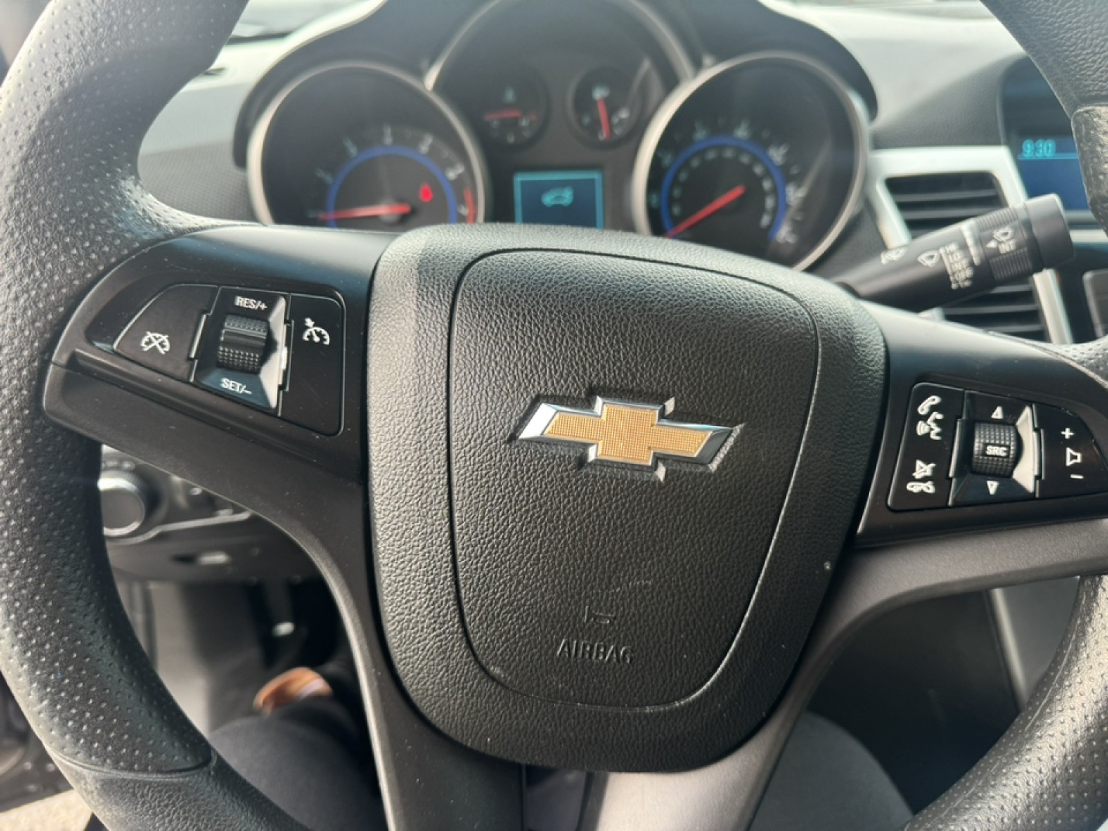 2017 Chevrolet Cruze LT 11