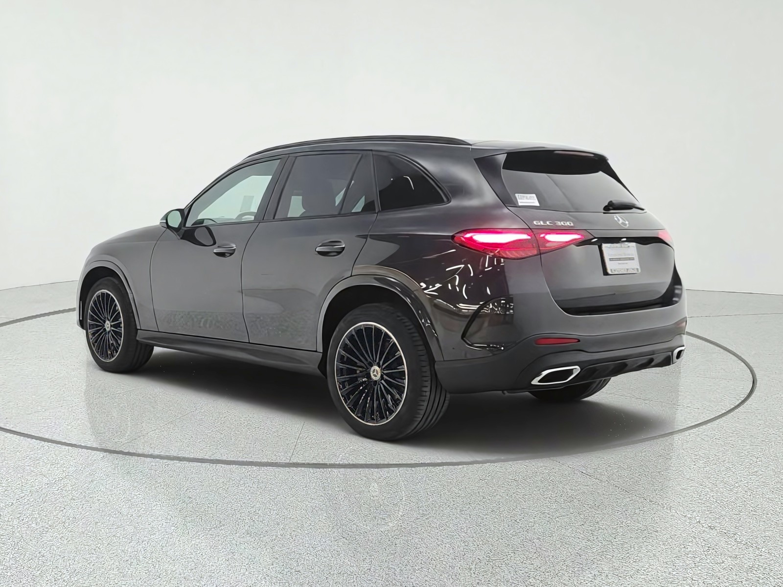New 2027 Graphite Grey Metallic Mercedes-Benz GLC 300 SUV image 7