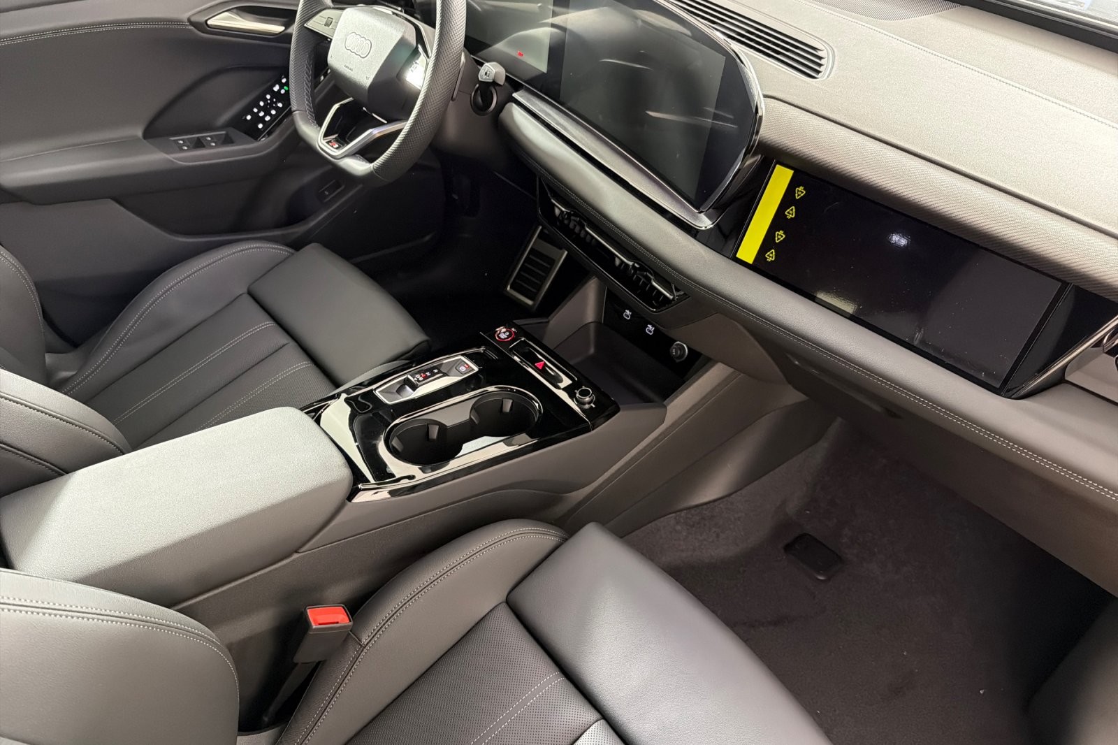 New 2027 Daytona Gray Pearl Effect Audi Premium Plus quattro image 14
