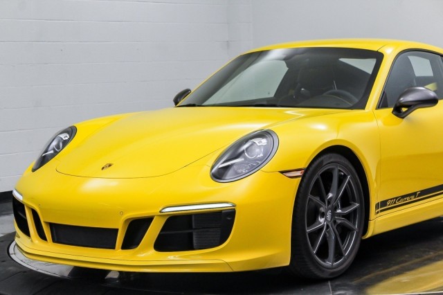 2018 Porsche 911 Carrera T 9