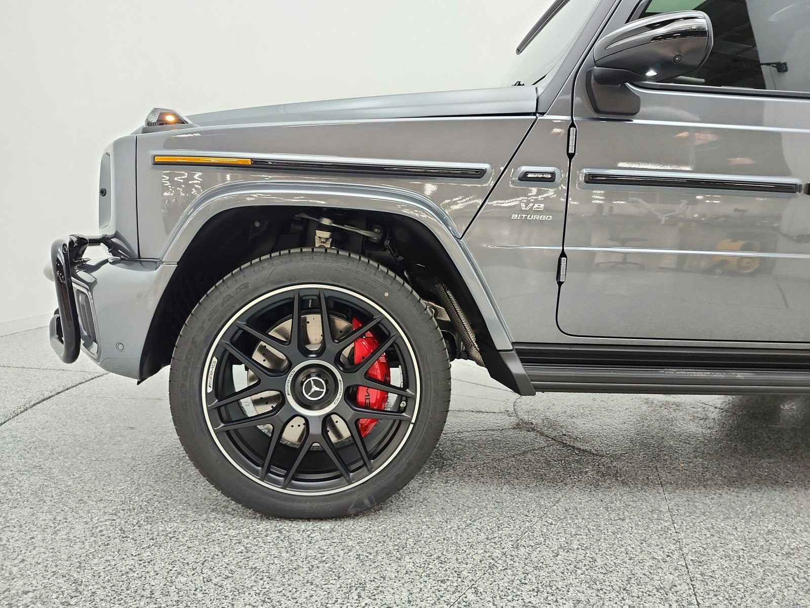 New 2027 Selenite Grey Metallic Mercedes-Benz AMG® G 63 SUV image 15