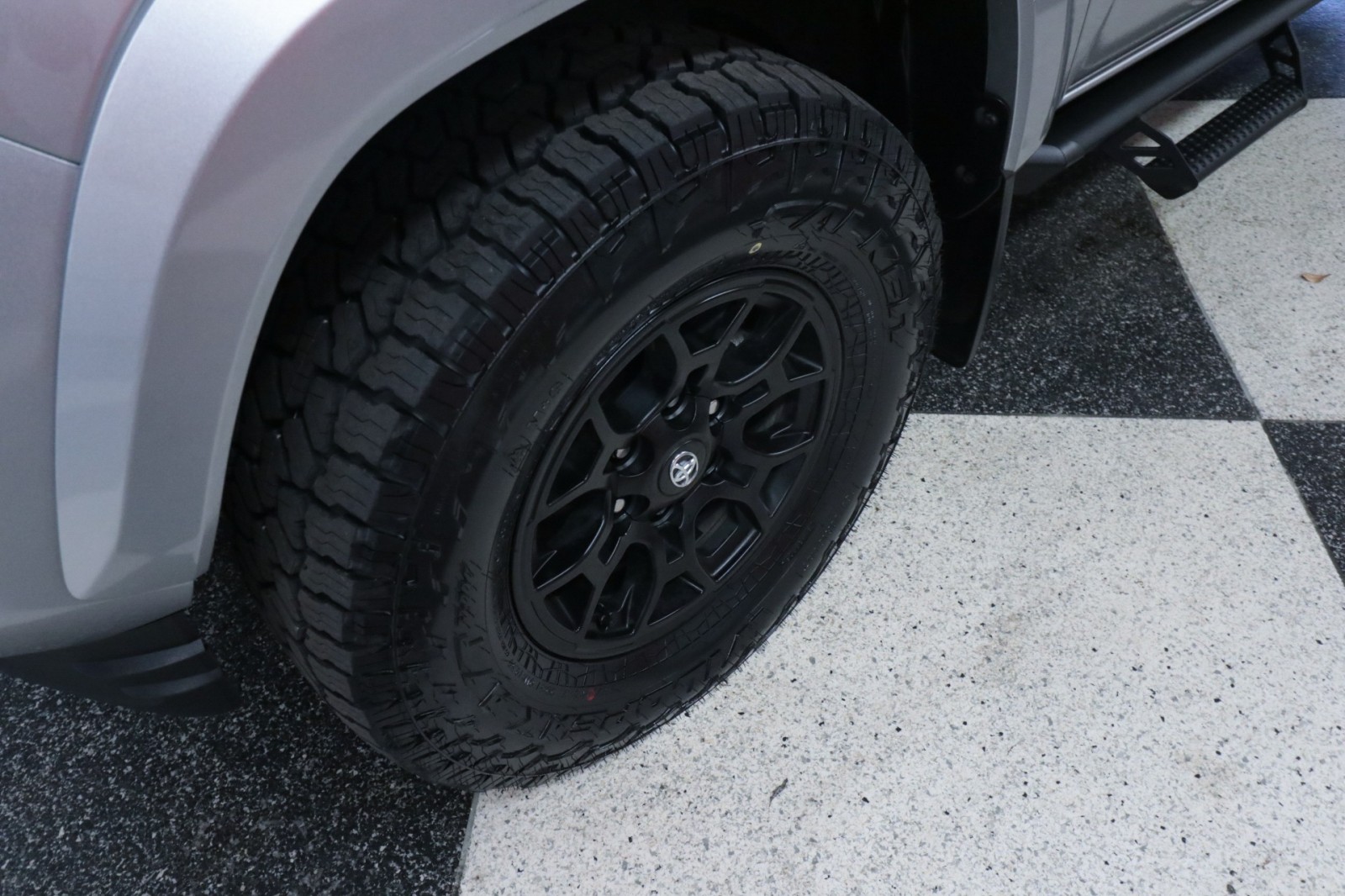 Used Car 2022 Toyota Tacoma 2wd  Sr5 For Sale Under $30,000 In Austin, Texas