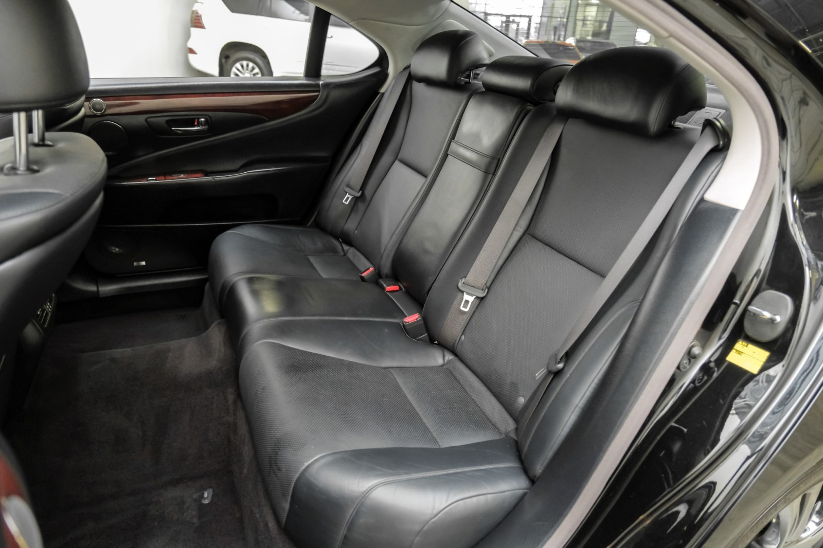 2009 Lexus LS 460 LWB MarkLevinson LexusLink IntuitiveParkAsst AdvancedParkPkg 41