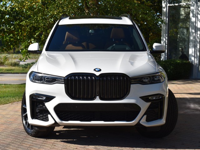 2021 BMW X7 M Sport Executive Pkg. Luxury Seating Pano Moonroof Cold Weather Park Assist 22 Wheels MSRP $90,645 8