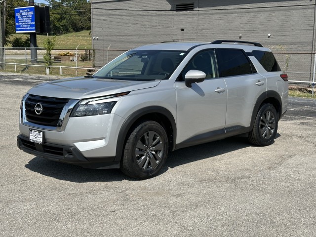 2023 Nissan Pathfinder SV 7