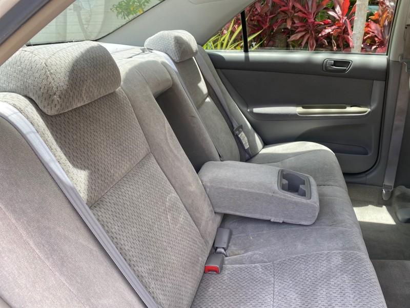 2003 Toyota Camry LE LOW MILES 61,005 in , 