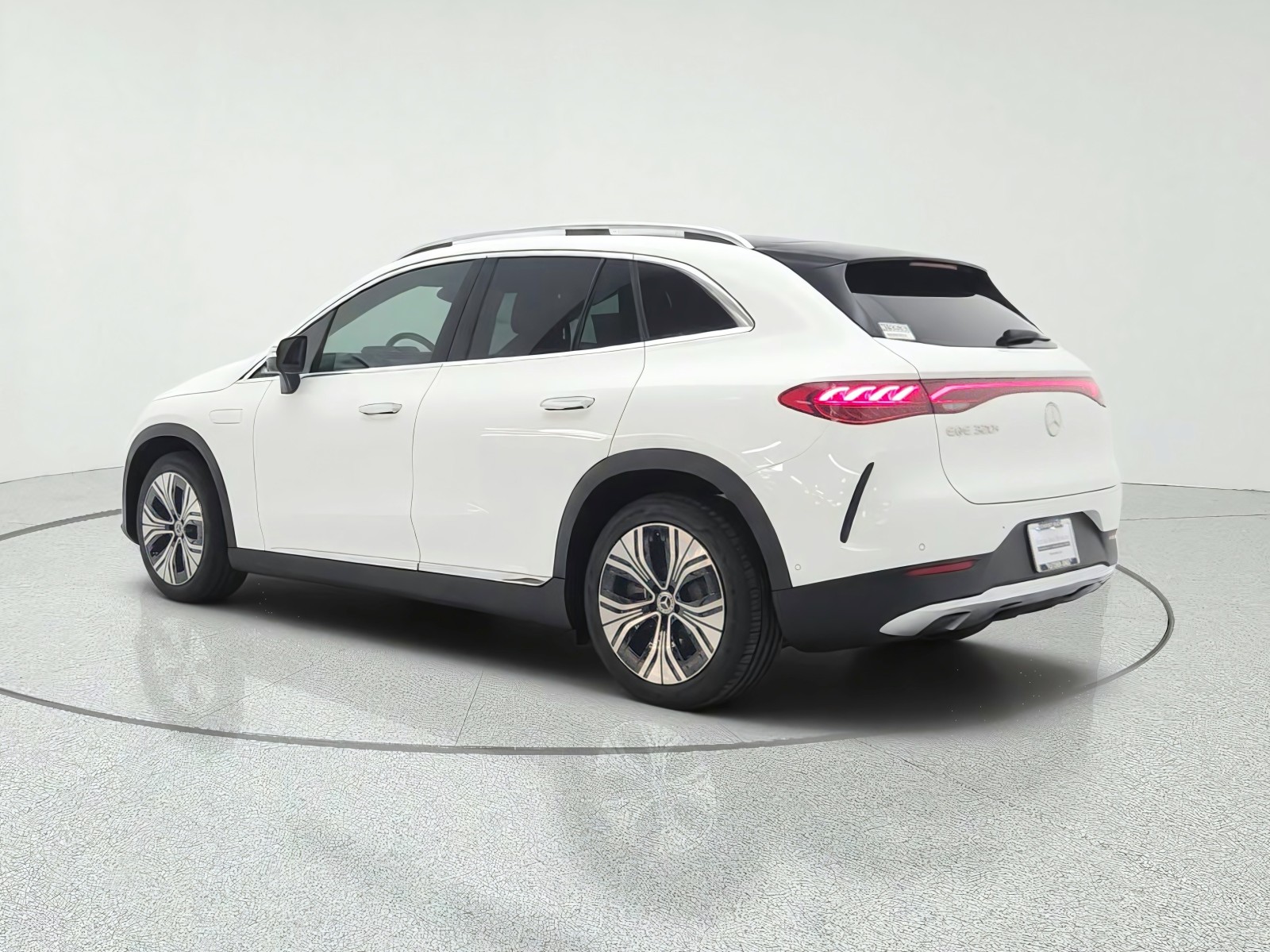 New 2027 Polar White Mercedes-Benz EQE 320+ SUV image 7