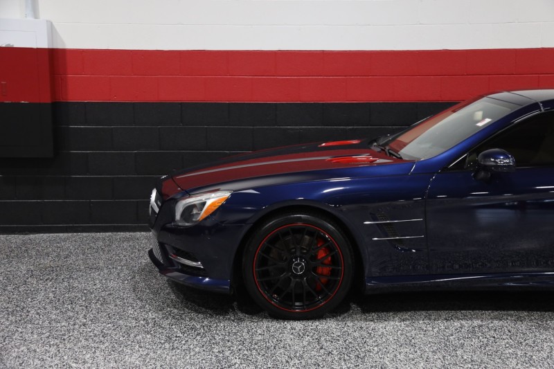 2013 Mercedes-Benz SL 550 AMG Sport 2dr Roadster in , 