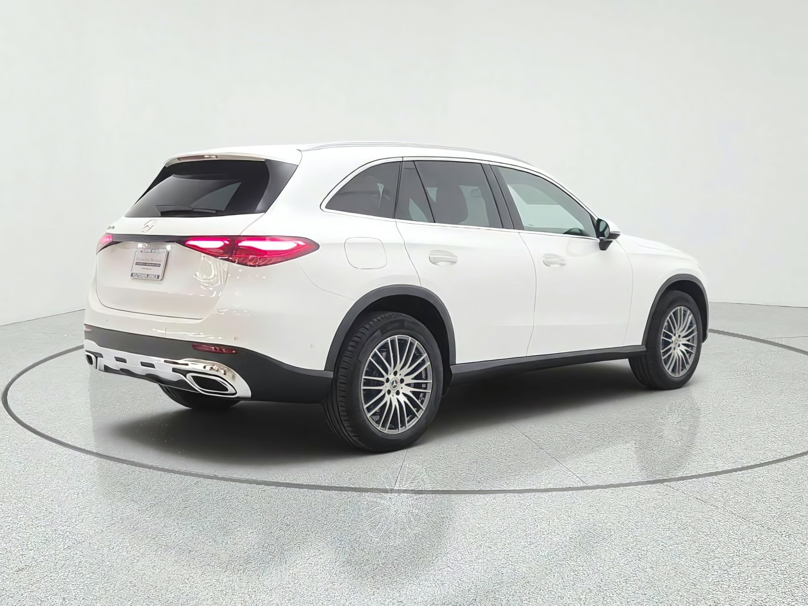 New 2027 Polar White Mercedes-Benz GLC 300 SUV image 5