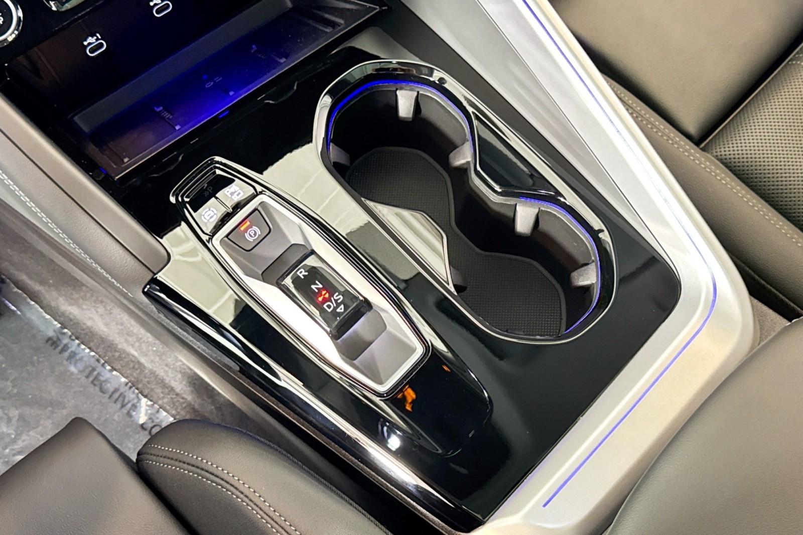 New 2025 Mythos Black Metallic Audi Premium Plus 2.0 TFSI quattro image 14