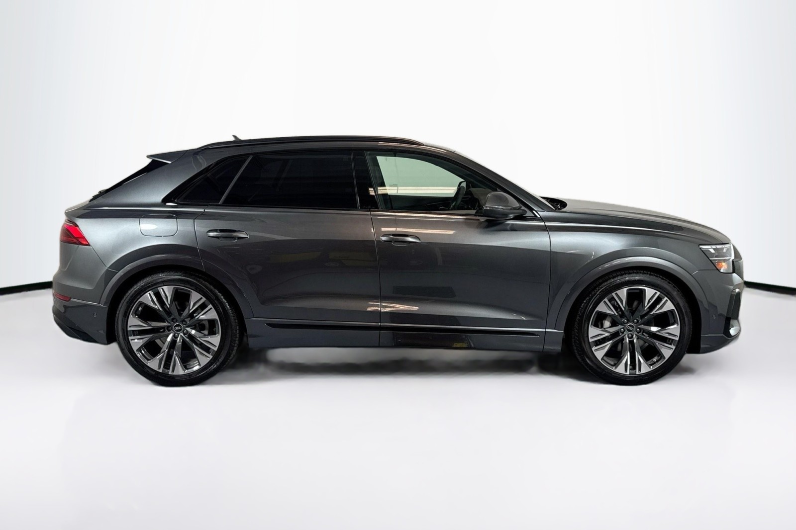 New 2026 Daytona Gray Pearl Effect Audi Premium Plus quattro image 4