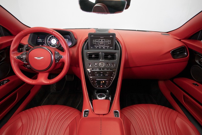 2019 Aston Martin DB11 V8 Volante ($252,016 MSRP) *ONLY 6400 MILES* in , 