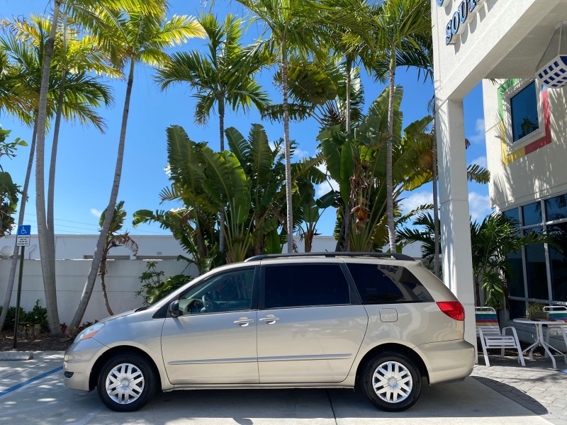 2006 Toyota Sienna VAN LE LOW MILES 78,653 in , 
