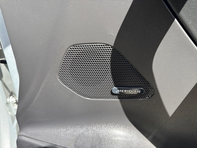 JaguarF-PACE44