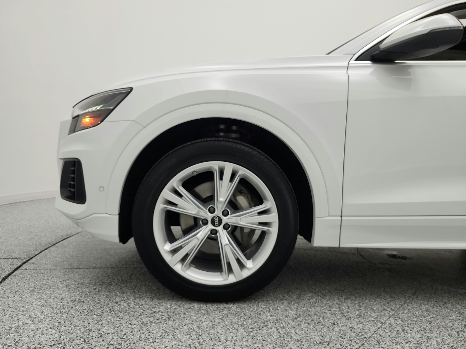 Used 2023 Carrara White Audi Premium image 18