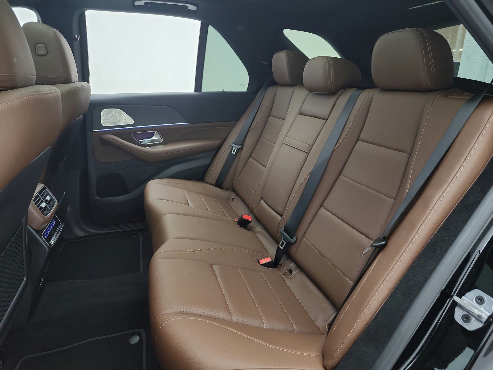 New 2026 Black Mercedes-Benz GLE 450 image 11