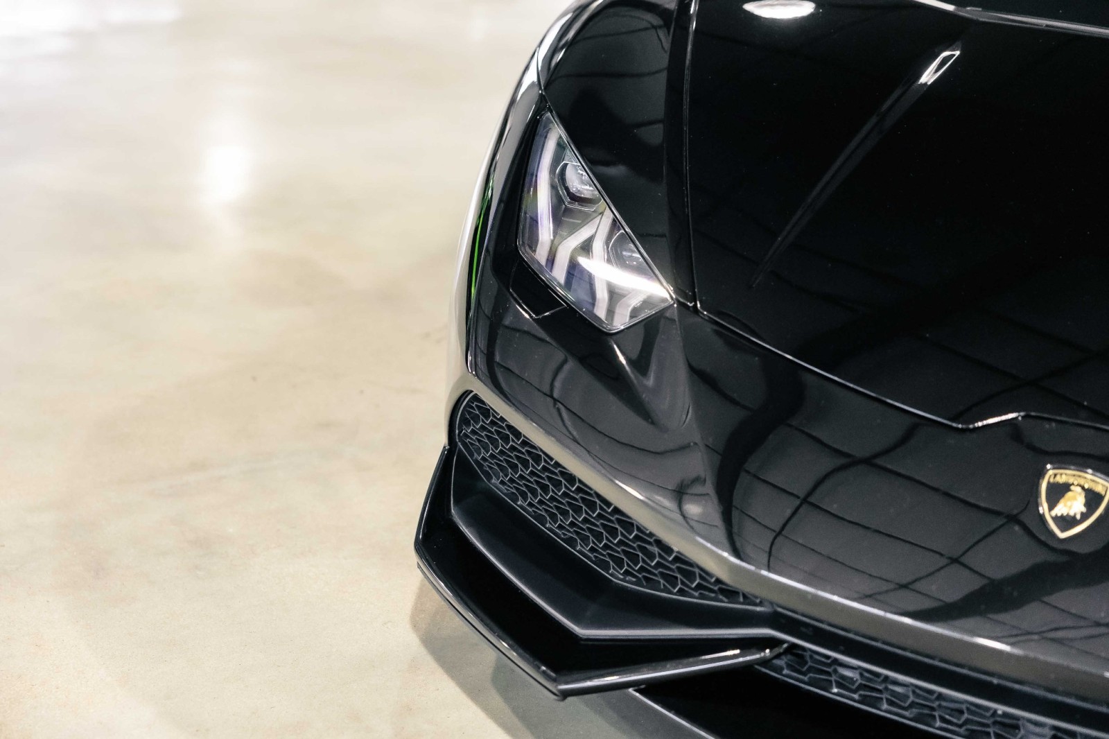 Used Car 2015 Lamborghini Huracan  For Sale Under $220,000 In Boerne, Texas