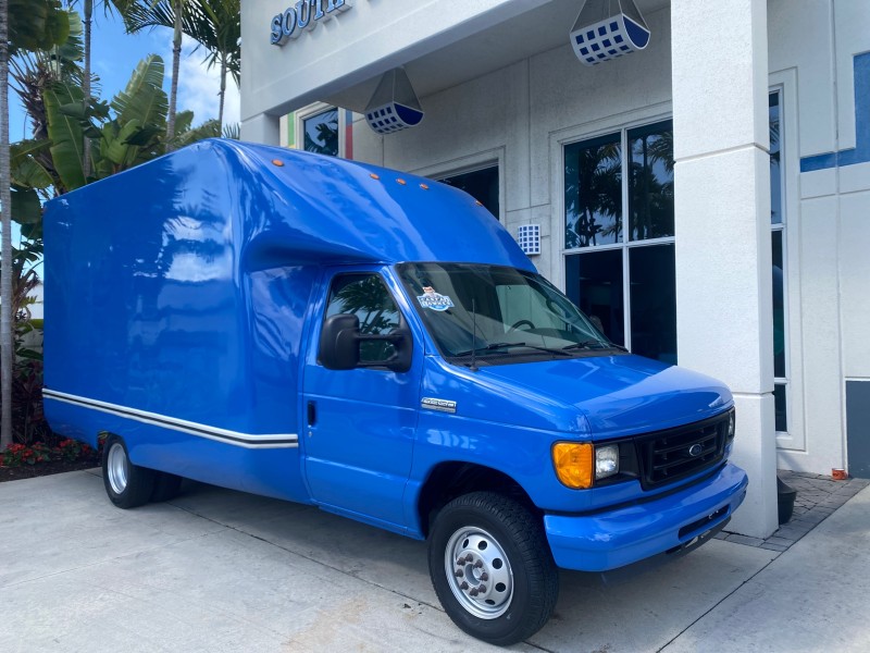 2006 Ford Econoline Commercial Cutaway LOW MILES 27,641 1 OWNER in , 
