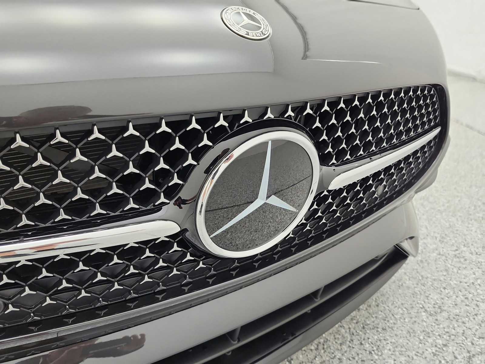 New 2026 Graphite Grey Metallic Mercedes-Benz CLE 300 image 15