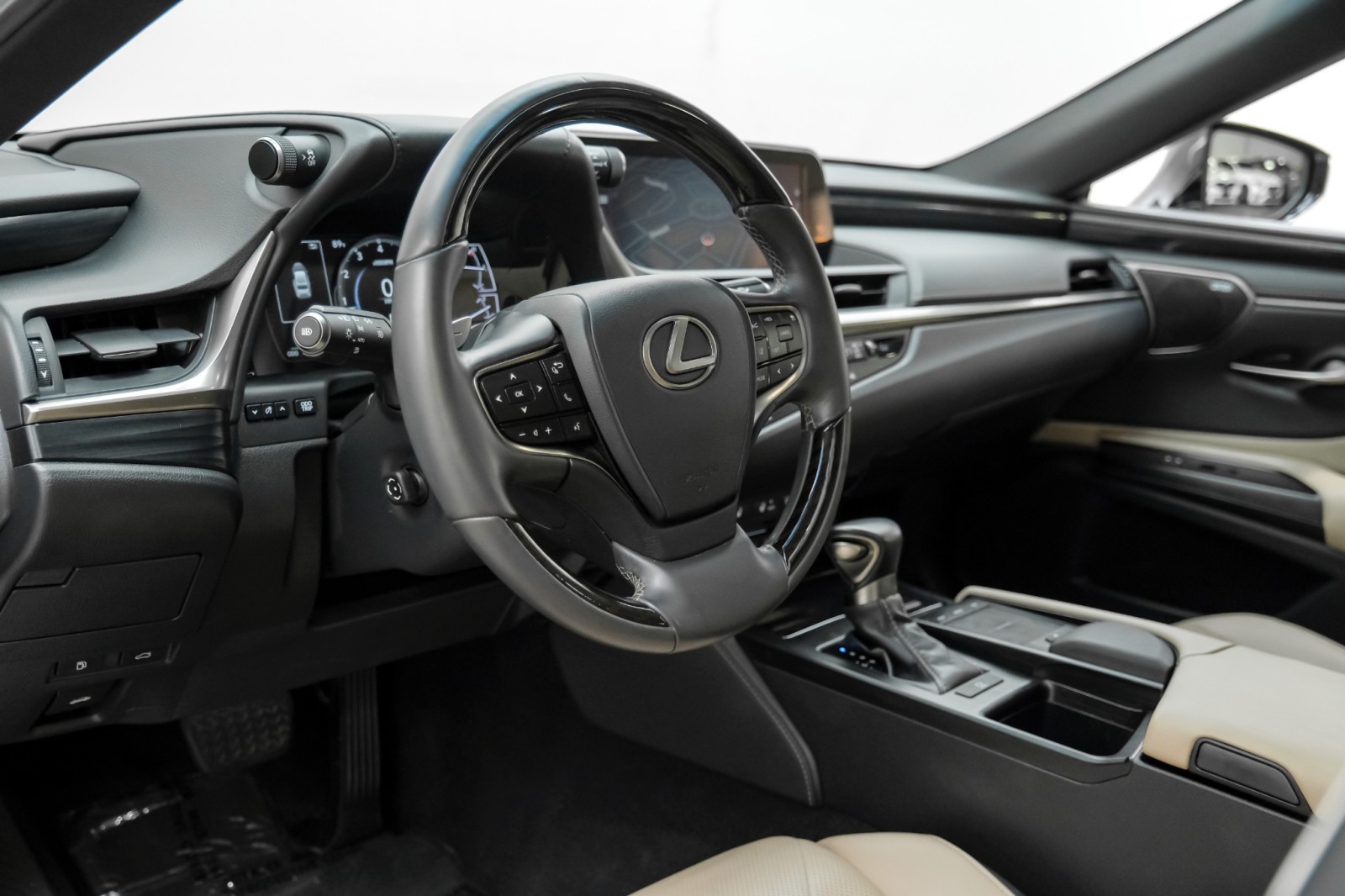 2020 Lexus ES 350 Luxury BlindSpot NavMarkLevAudio LEDLights Htd 13