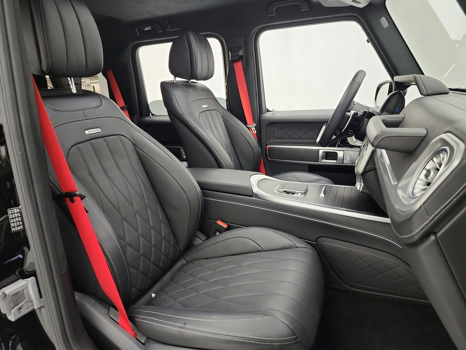 Certified Used 2025 Obsidian Black Metallic Mercedes-Benz AMG® G 63 SUV image 20
