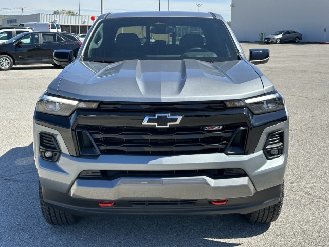 2024 Chevrolet Colorado 4WD Z71 8