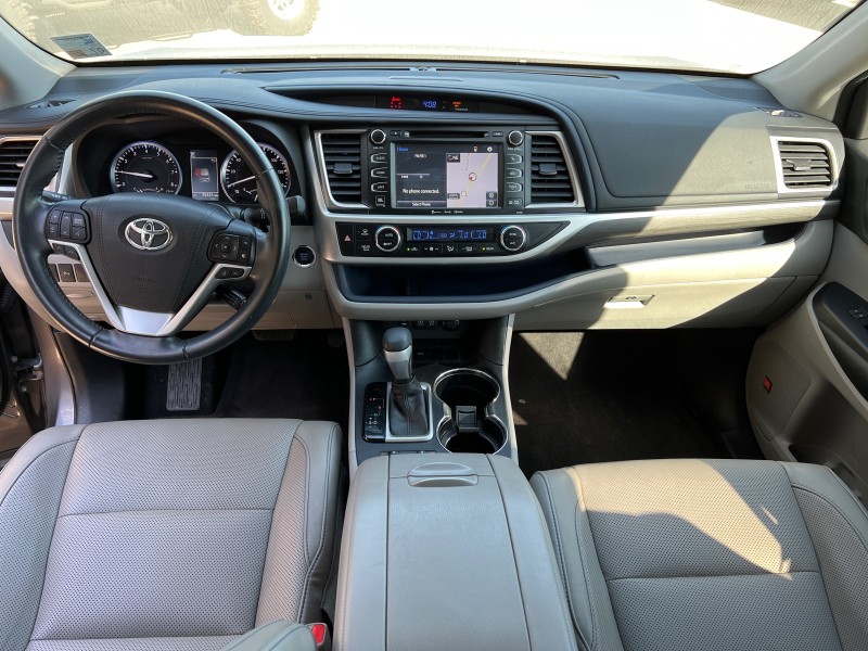2017 Toyota Highlander Limited in Lafayette, Louisiana
