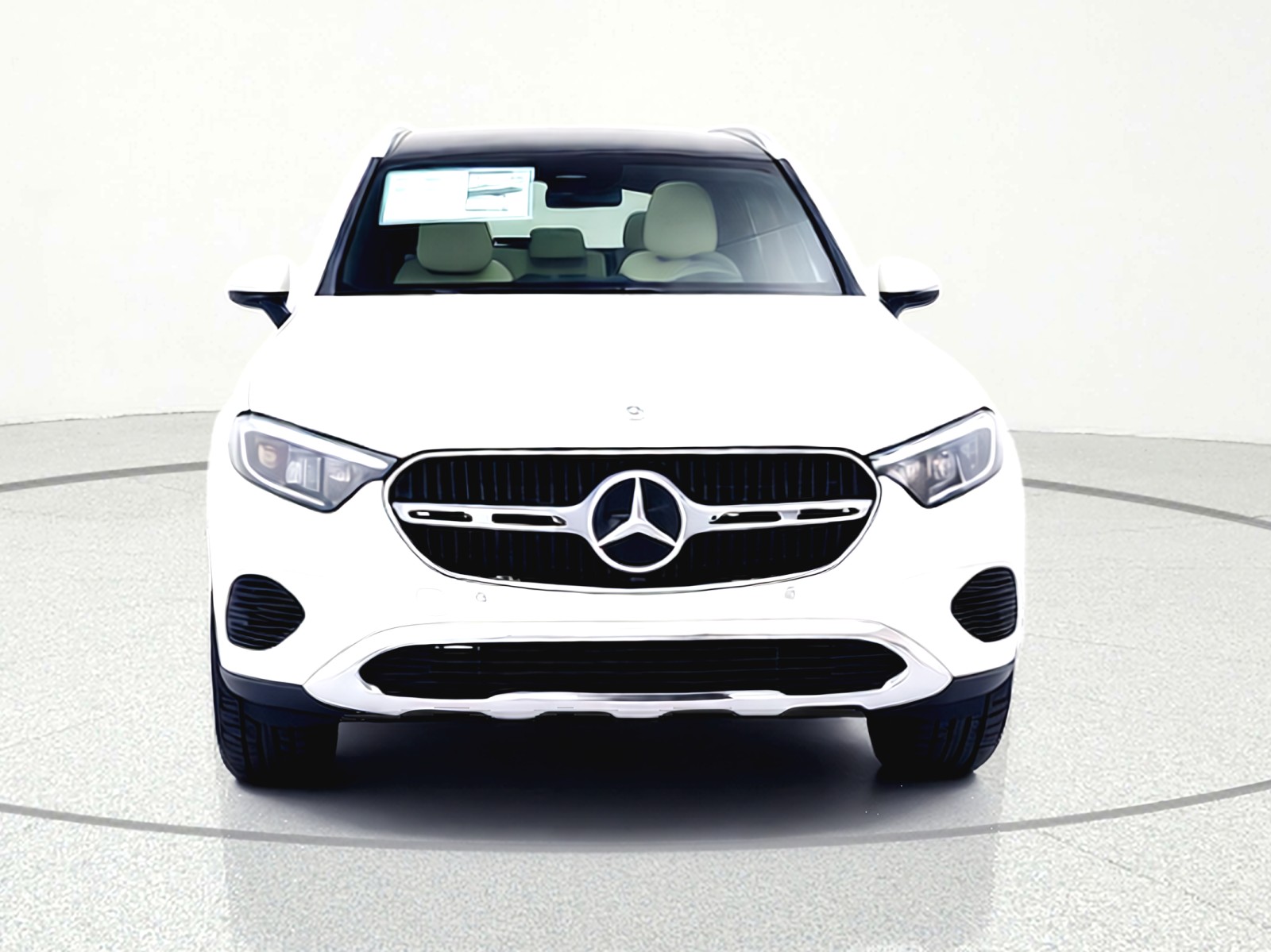 New 2026 Polar White Mercedes-Benz GLC 300 image 2