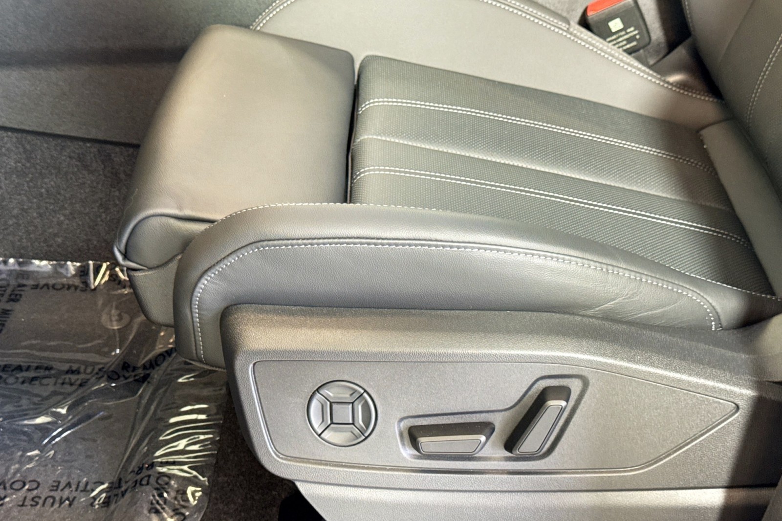 New 2025 Tambora Gray Metallic Audi Premium Plus 2.0 TFSI quattro image 16