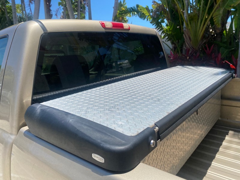 2005 GMC Sierra 1500 LOW MILES 83837 AC NO ACCIDENTS in ,