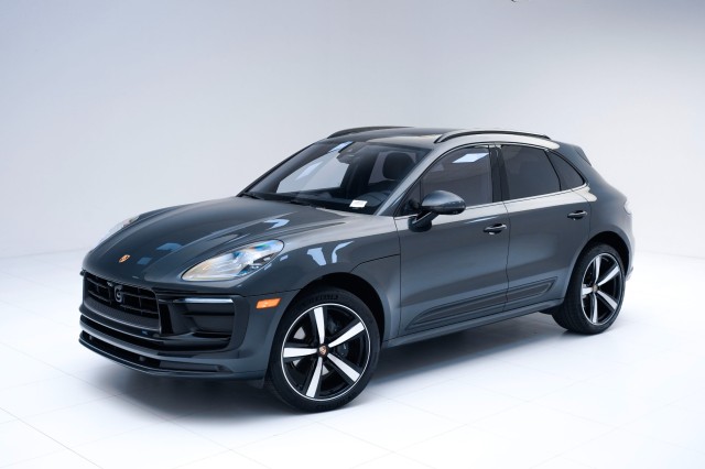 2025  Macan  in , 