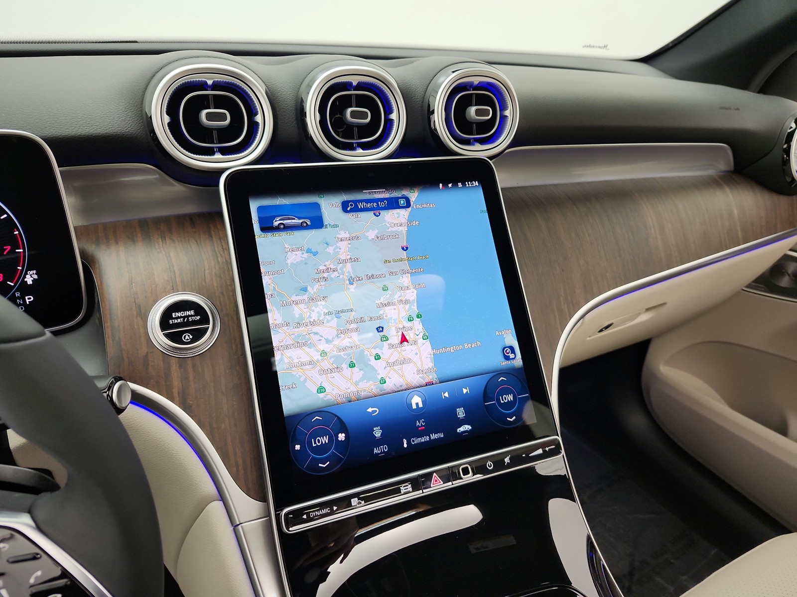 New 2026 Black Mercedes-Benz GLC 300 image 10