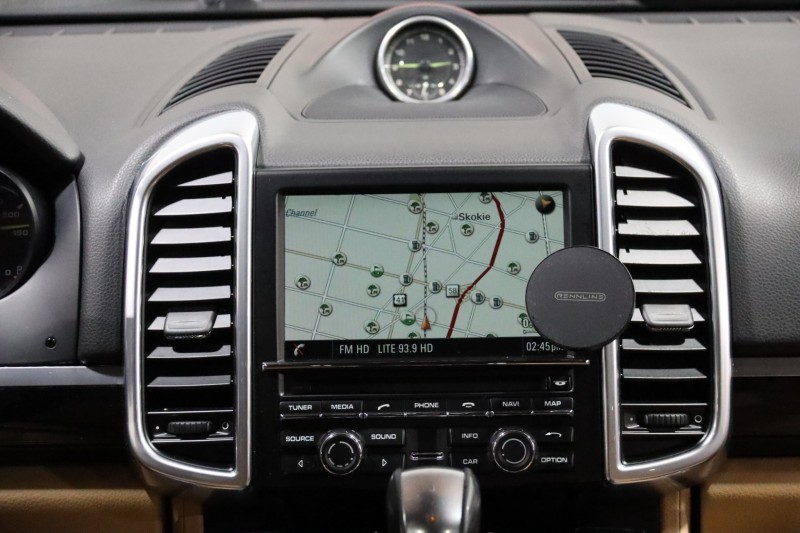 2016 Porsche Cayenne S E-Hybrid 4dr Suv in ,