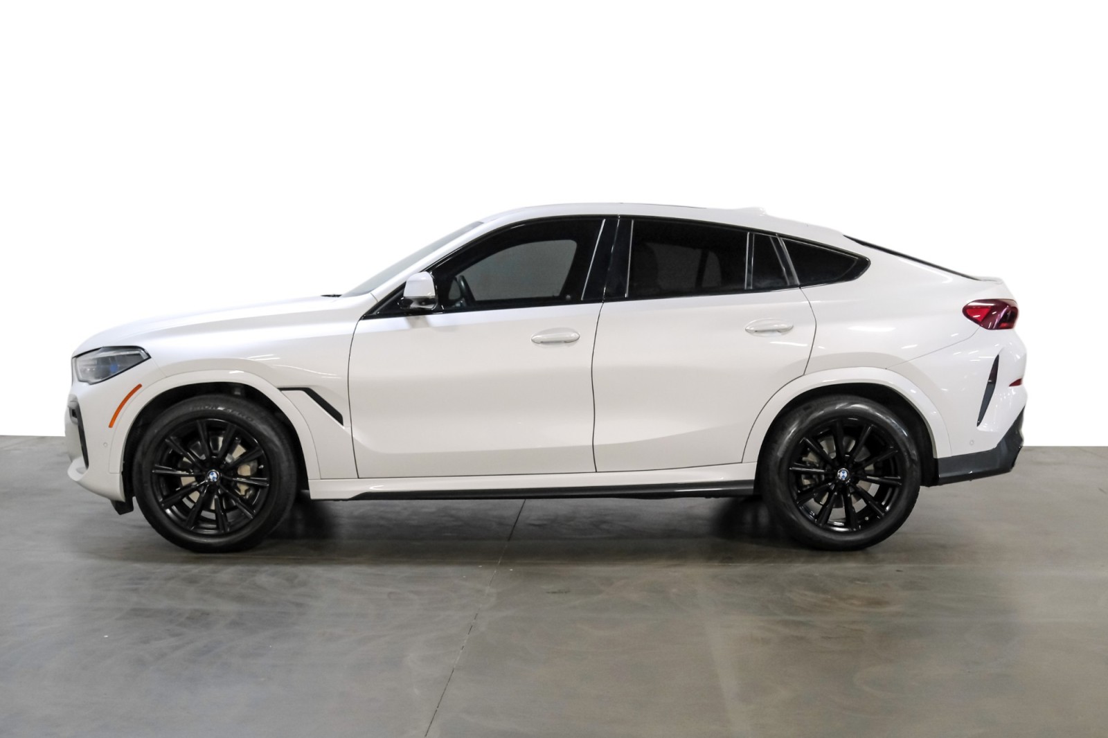 2022 BMW X6 xDrive40i MSport ExecutivePkg 4ZoneClmt ParkAsst Shadowline 10