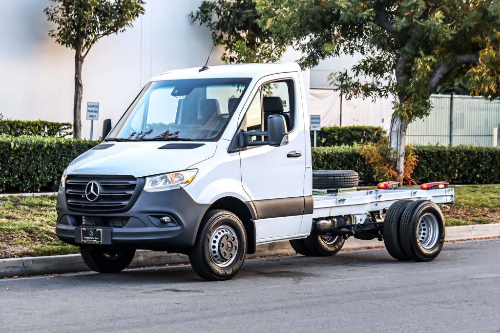 Mercedes sprinter store chassis cab price