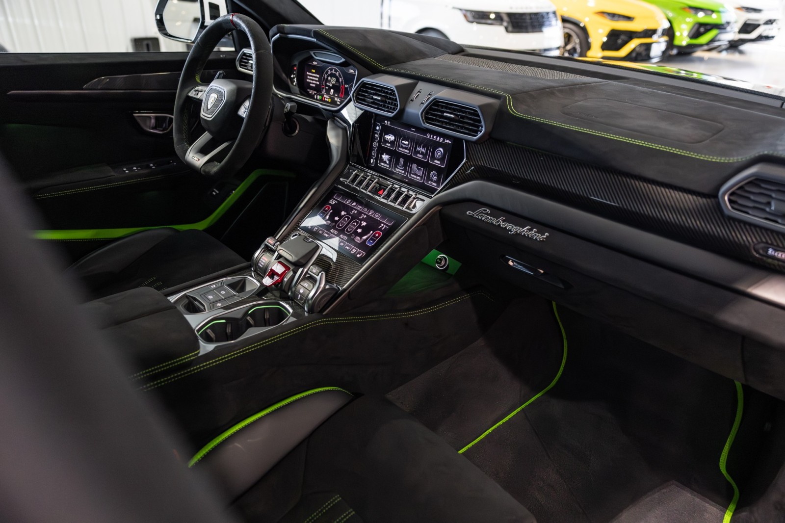 Used Car 2024 Lamborghini Urus  Performante For Sale Under $310,000 In Boerne, Texas