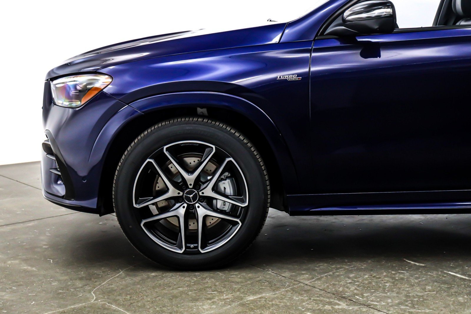 New 2026 MANUFAKTUR Mystic Blue Metallic Mercedes-Benz AMG® GLE 53 4MATIC+ Coupe image 10