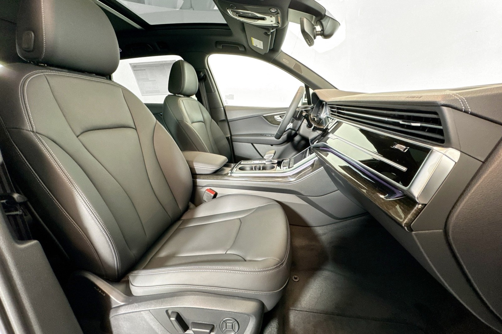 New 2026 Glacier White Metallic Audi Premium 45 quattro image 25