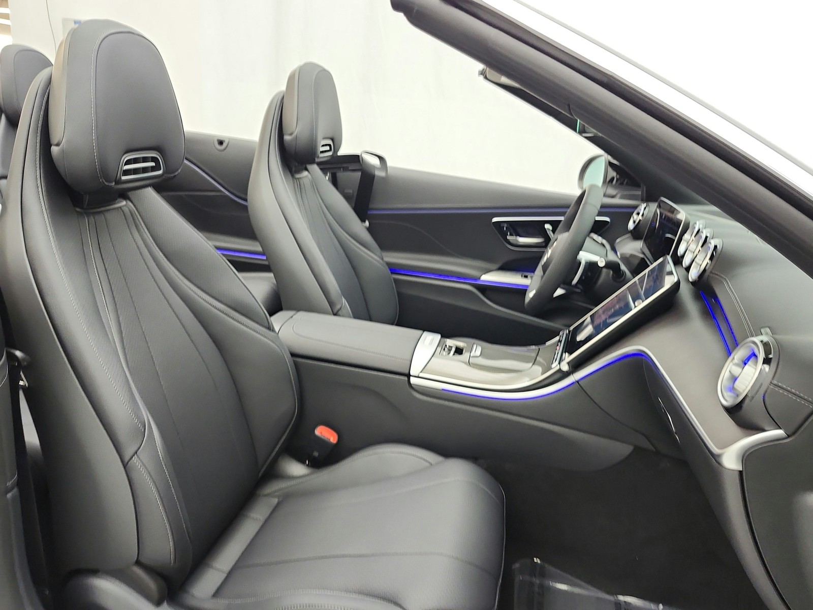 New 2026 MANUFAKTUR Alpine Grey Metallic Mercedes-Benz CLE 450 image 16