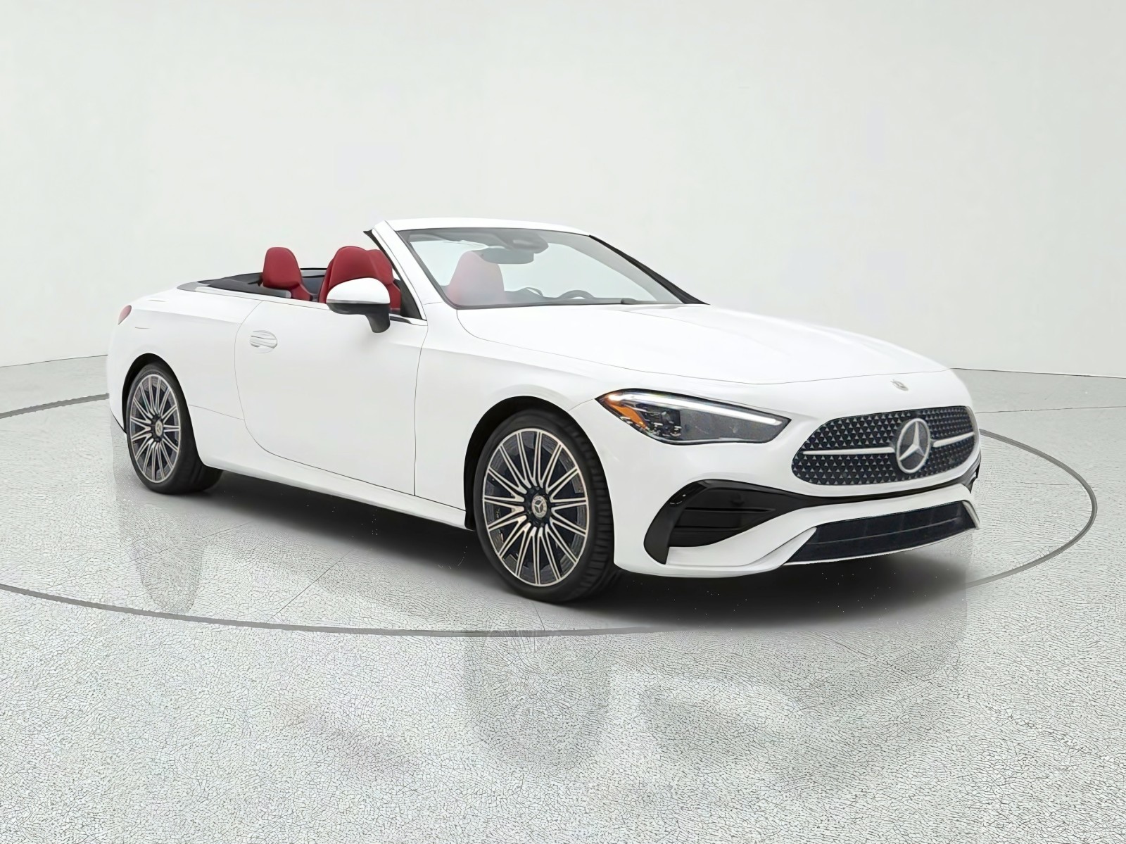 New 2026 MANUFAKTUR Moonlight White Metallic Mercedes-Benz CLE 300 4MATIC® Cabriolet image 3