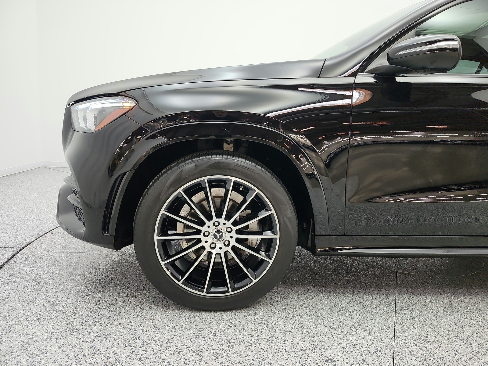 Certified Used 2023 Black Mercedes-Benz GLE 350 SUV image 21