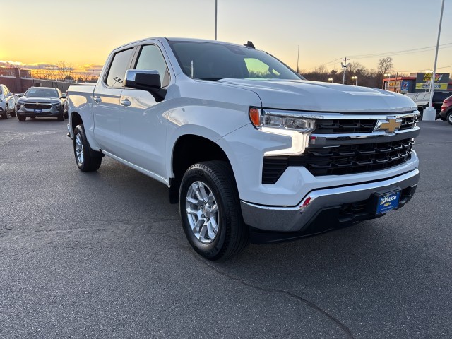 2022 Chevrolet Silverado 1500 LT 2