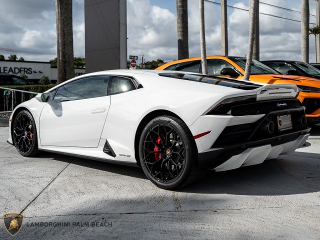 2022 Lamborghini Huracan EVO RWD Coupe in , 