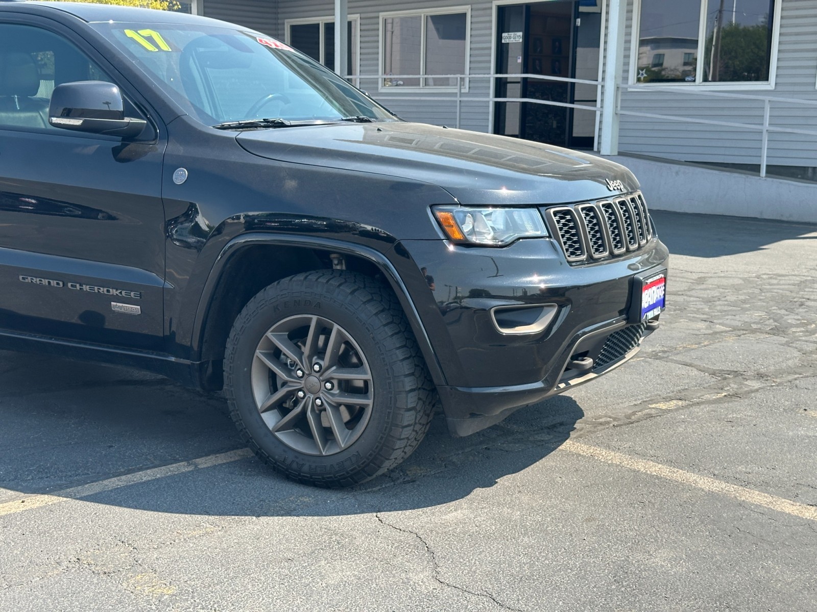 2017 Jeep Grand Cherokee Limited 75th Anniversary Edition 3